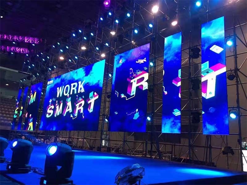 800nits اجاره صفحه نمایش LED P4.81 RGB قابل حمل تصویری غول پیکر