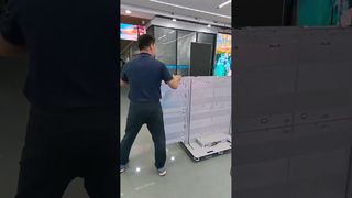 صفحه نمایش LED تاشو 2×2 متر | راه اندازی آسان و آسانسور دوستانه 🚀